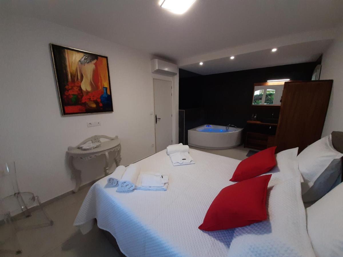 Villa Rasoa Chambre Love 阿格德 外观 照片